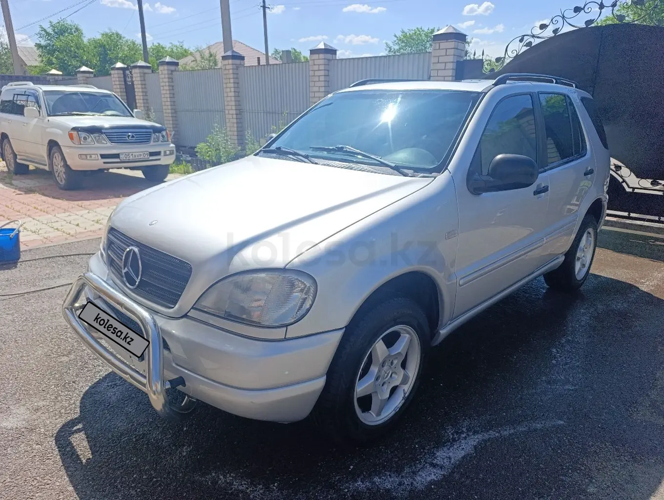 Mercedes-Benz M-Class, 1998