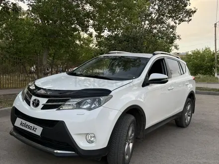 Toyota RAV4 2015 года за 8 900 000 тг. в Караганда – фото 2
