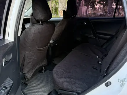Toyota RAV4 2015 года за 8 900 000 тг. в Караганда – фото 12