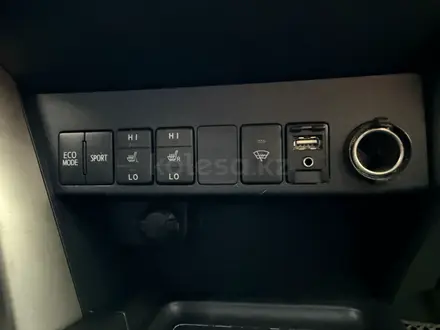 Toyota RAV4 2015 года за 8 900 000 тг. в Караганда – фото 15