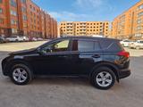 Toyota RAV4 2013 года за 8 300 000 тг. в Актобе – фото 2