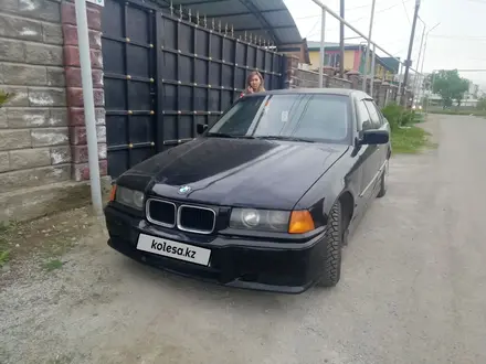 BMW 320 1994 года за 1 800 000 тг. в Алматы – фото 6