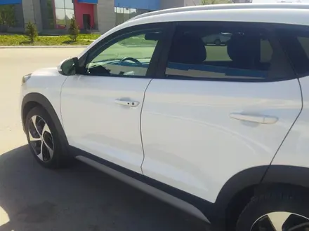Hyundai Tucson 2018 года за 9 500 000 тг. в Усть-Каменогорск – фото 5