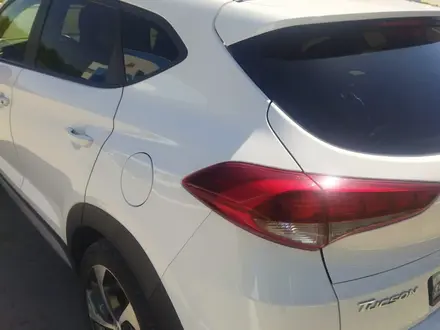 Hyundai Tucson 2018 года за 9 500 000 тг. в Усть-Каменогорск – фото 6