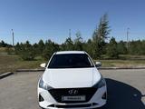 Hyundai Accent 2023 года за 6 700 000 тг. в Рудный – фото 2