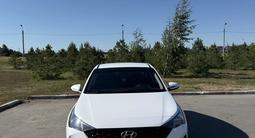 Hyundai Accent 2023 года за 6 700 000 тг. в Рудный – фото 2