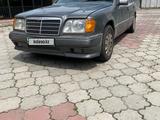 Mercedes-Benz E 260 1992 годаfor1 600 000 тг. в Алматы