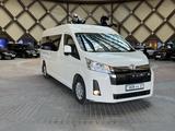 С водителем, Toyota Hiace Тойота хайс минивэн автобус микроавтобус в Алматы – фото 2