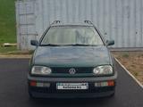 Volkswagen Golf 1995 года за 2 100 000 тг. в Алматы – фото 2