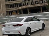 Hyundai Sonata 2019 года за 7 800 000 тг. в Шымкент – фото 5