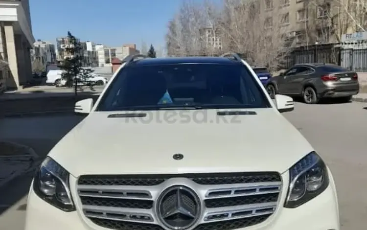 Mercedes-Benz GLS 500 2018 года за 35 000 000 тг. в Астана