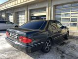 Mercedes-Benz E 280 1996 года за 2 850 000 тг. в Алматы – фото 4