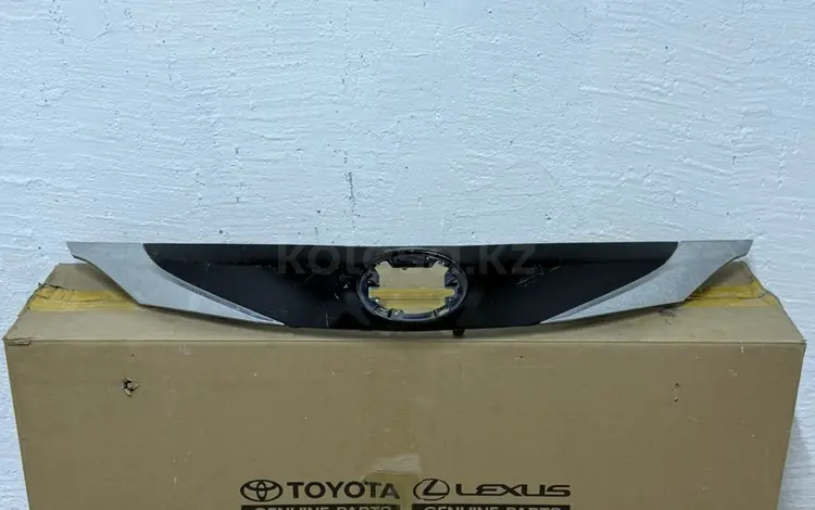 Решетка радиатора на TOYOTA SIENNA за 40 000 тг. в Алматы