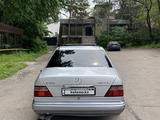 Mercedes-Benz E 320 1995 года за 2 300 000 тг. в Алматы – фото 4