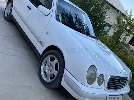 Mercedes-Benz E 280 1996 года за 4 500 000 тг. в Шымкент