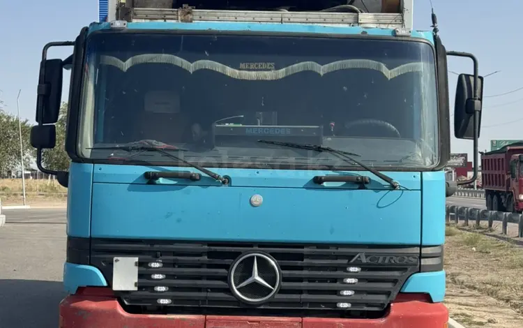 Mercedes-Benz  Actros 2000 года за 15 000 000 тг. в Алматы