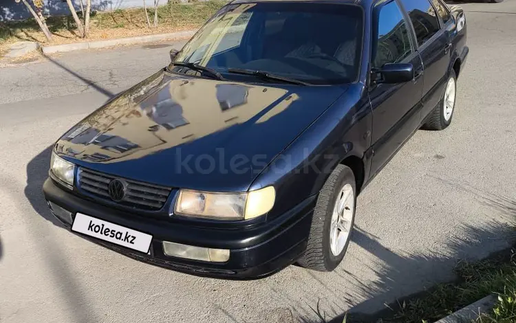 Volkswagen Passat 1993 годаfor1 550 000 тг. в Алматы