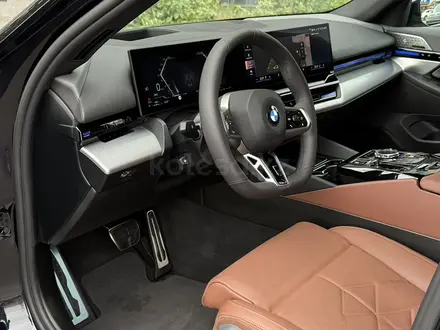 BMW 530 2024 года за 36 000 000 тг. в Алматы – фото 14