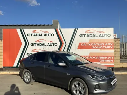 Chevrolet Onix 2023 года за 6 350 000 тг. в Актобе – фото 2