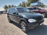 Mercedes-Benz ML 320 1999 годаfor2 800 000 тг. в Талдыкорган