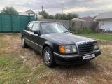 Mercedes-Benz E 200 1989 года за 1 100 000 тг. в Шымкент