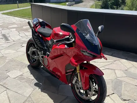 Ducati  Panigale V4 2025 годаүшін31 310 310 тг. в Алматы