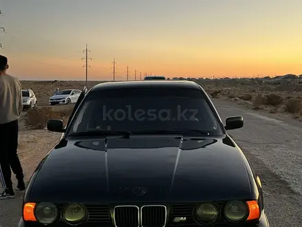 BMW 525 1993 года за 2 350 000 тг. в Жанаозен – фото 2