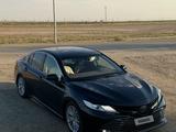 Toyota Camry 2018 года за 7 500 000 тг. в Атырау