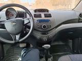 Chevrolet Spark 2013 годаfor3 200 000 тг. в Атырау – фото 4