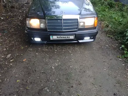 Mercedes-Benz E 300 1992 года за 1 300 000 тг. в Алматы – фото 9