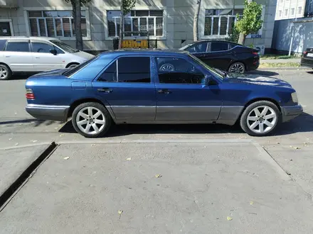 Mercedes-Benz E 280 1993 года за 2 200 000 тг. в Алматы – фото 6