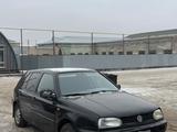 Volkswagen Golf 1996 годаүшін1 350 000 тг. в Актобе – фото 2