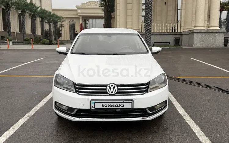 Volkswagen Passat 2014 годаүшін5 200 000 тг. в Алматы