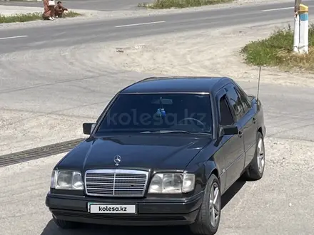 Mercedes-Benz E 320 1995 года за 2 700 000 тг. в Шымкент – фото 5