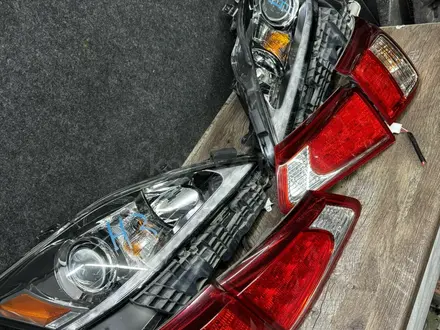Фары новые б у Lexus is бампер капот дверь за 240 000 тг. в Алматы