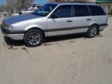 Volkswagen Passat 1990 годаүшін1 600 000 тг. в Актобе – фото 3