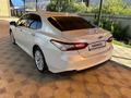 Toyota Camry 2019 года за 10 200 000 тг. в Уральск – фото 7