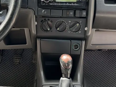 Volkswagen Passat 1991 года за 1 600 000 тг. в Алматы – фото 37