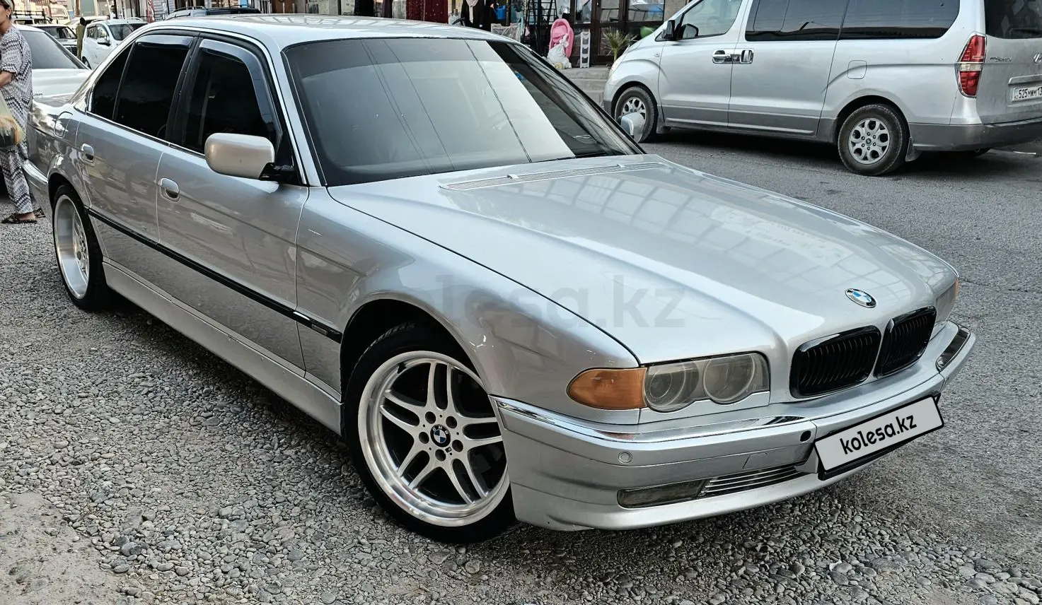 BMW 7 Series, 2000