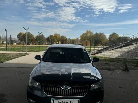 Skoda Superb 2013 года за 5 800 000 тг. в Семей – фото 7