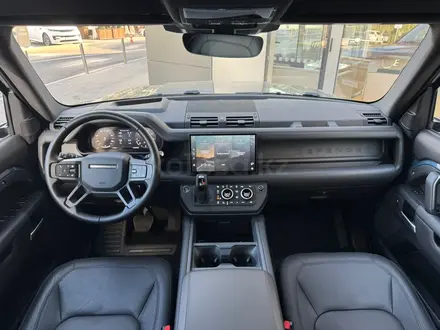 Land Rover Defender SE 2025 года за 66 500 000 тг. в Алматы – фото 10