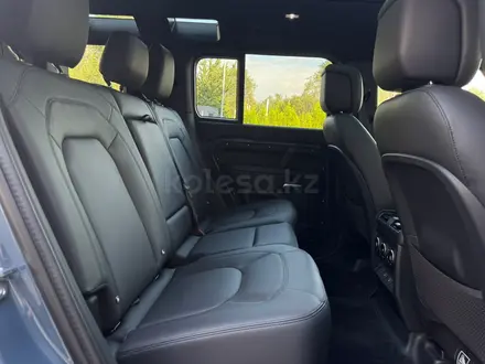 Land Rover Defender SE 2025 года за 66 500 000 тг. в Алматы – фото 15