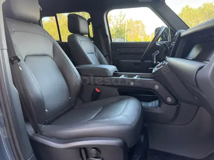 Land Rover Defender SE 2025 года за 66 500 000 тг. в Алматы – фото 14