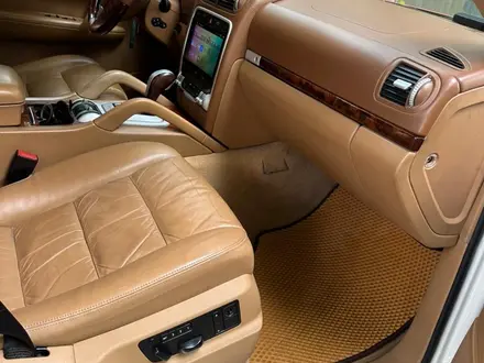 Porsche Cayenne 2006 года за 5 800 000 тг. в Алматы – фото 11