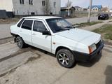 ВАЗ (Lada) 21099 1998 года за 800 000 тг. в Атырау – фото 2