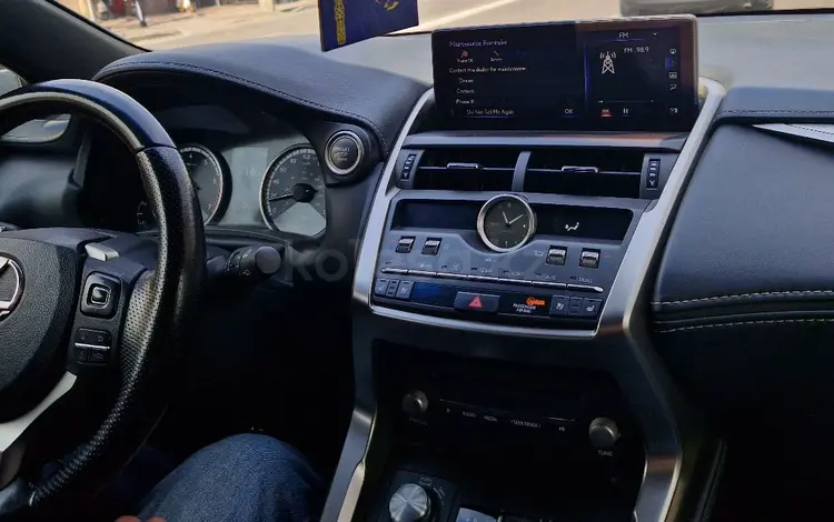 Lexus NX 300 2018 года за 15 500 000 тг. в Алматы