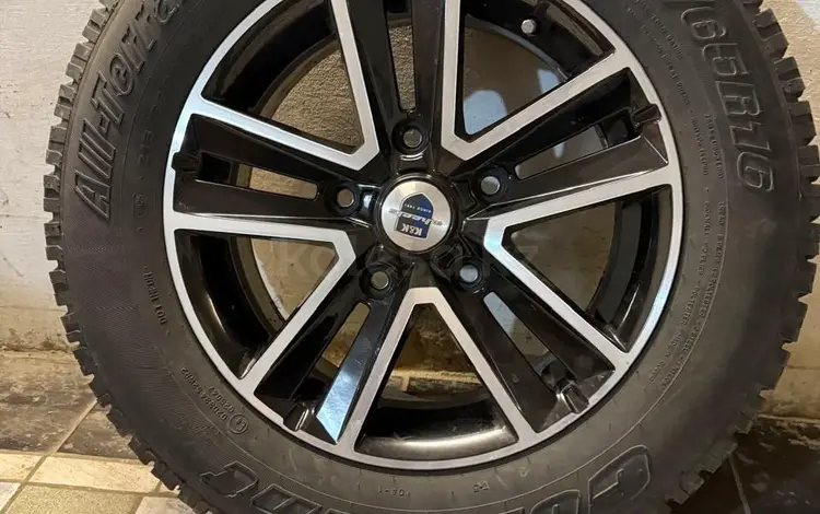 Комплект резина ALL — Terrain c дисками на ниву за 300 000 тг. в Аксу