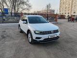 Volkswagen Tiguan 2018 года за 13 500 000 тг. в Караганда