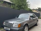 Mercedes-Benz E 230 1991 года за 2 100 000 тг. в Алматы – фото 2