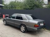 Mercedes-Benz E 230 1991 года за 2 100 000 тг. в Алматы – фото 5